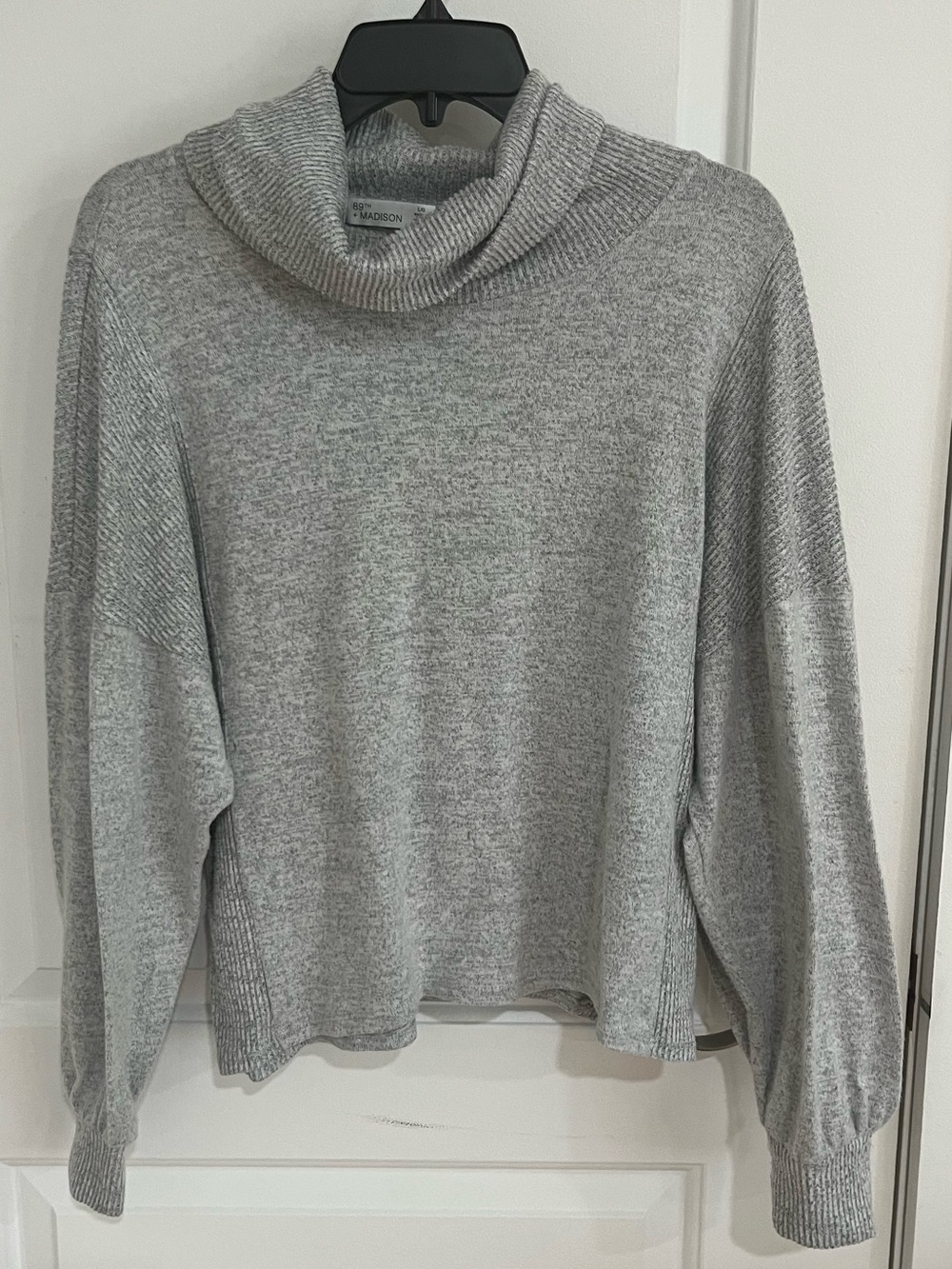 89th & Madison Light Grey Turtleneck Sweater